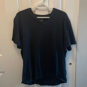Black XL banana republic v neck t-shirt.